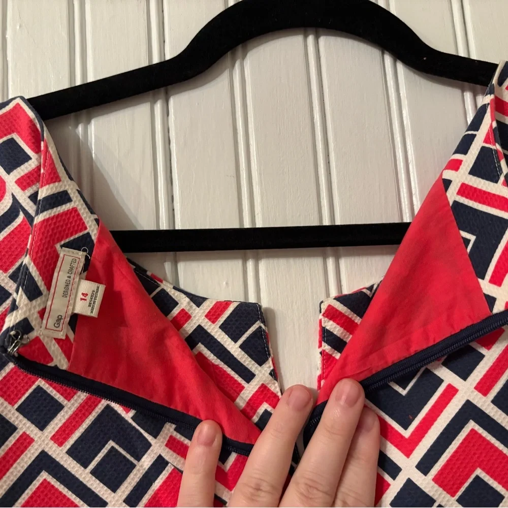 GAP A-Line Geometric Print Dress | Size 14 | Coral, Navy, White - Picture 11 of 11